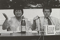 Diskussionsveranstaltung zu Perspektiven der Sozialpolitik im Mai 1993. Am Bild zu sehen sind Elenora „Lore“ Hostasch, erste Präsidentin der Bundesarbeiterkammer und Erich Fröschl, eh. Direktor des Karl-Renner-Instituts. (Foto: Renner-Institut/Johann Klinger)