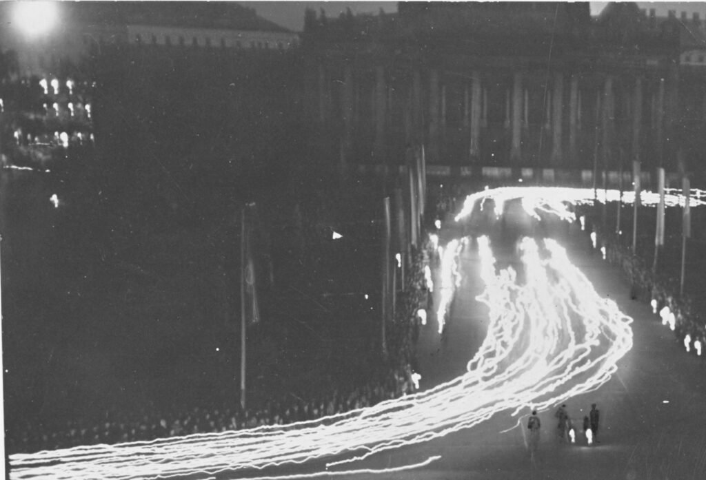 Fackelzug (Foto: VGA, Wien)