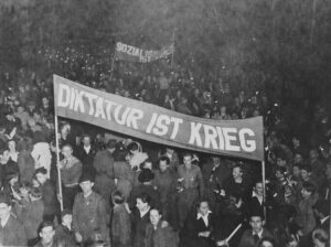 Fackelzug 1949 (Foto: VGA, Wien/Blaha)